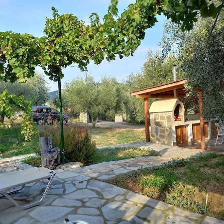 度假居 Campus Elevtheraí