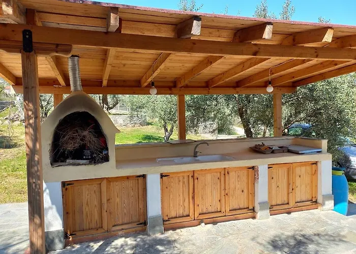 Campus 度假居 Elevtheraí